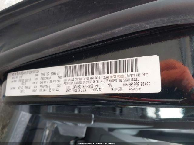 Jeep Wrangler Sahara Image 11