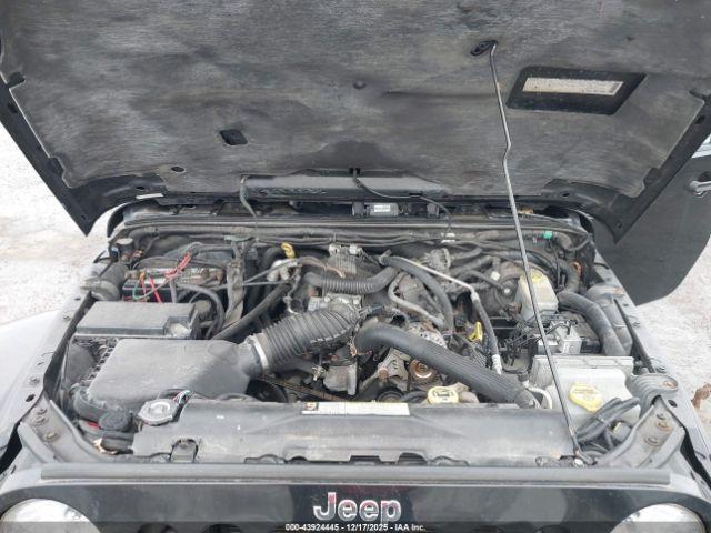 Jeep Wrangler Sahara Image 16