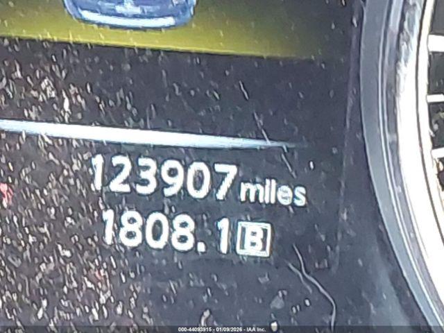 Nissan Rogue Sv Image 13