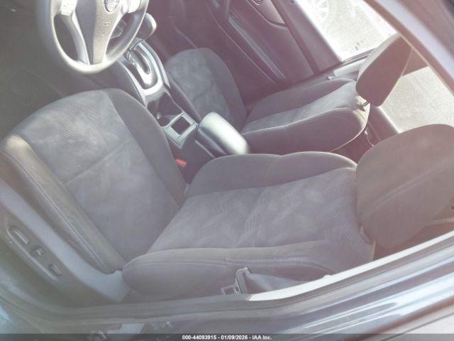 Nissan Rogue Sv Image 16