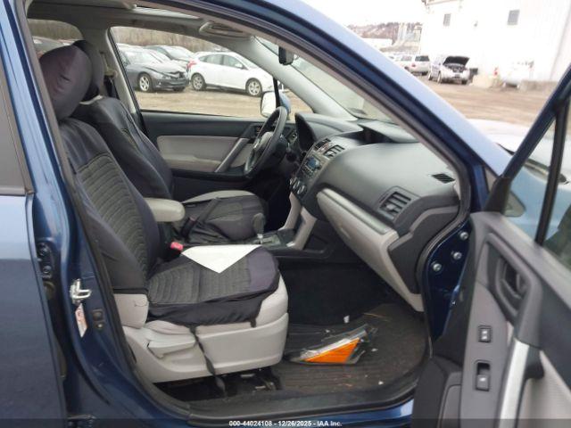 Subaru Forester 2.5i Premium Image 12