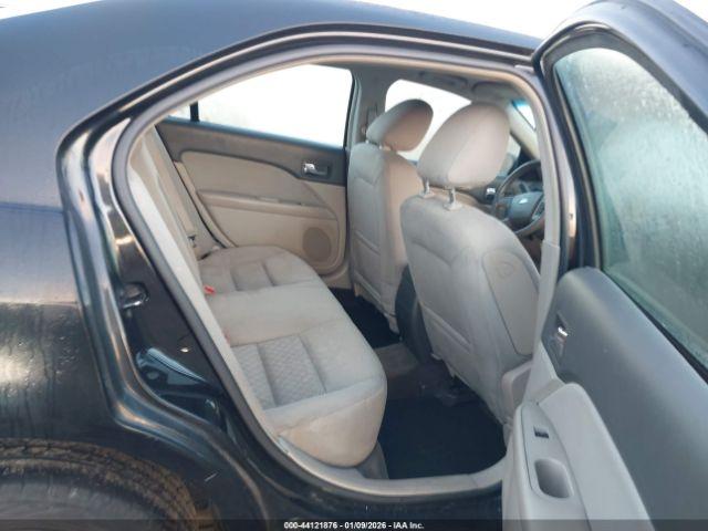 Ford Fusion Se Image 7