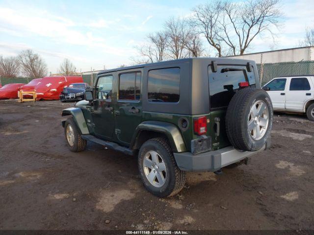 Jeep Wrangler Sahara Image 2