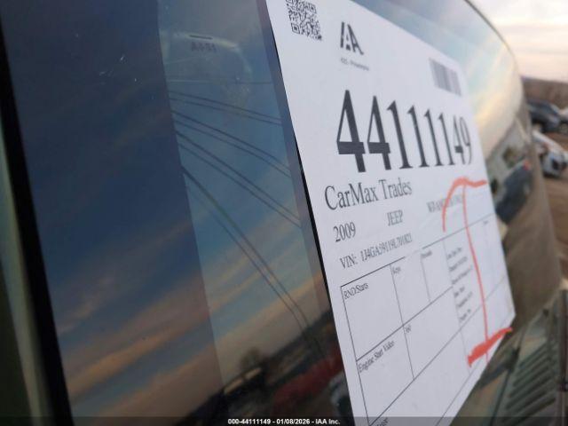 Jeep Wrangler Sahara Image 5