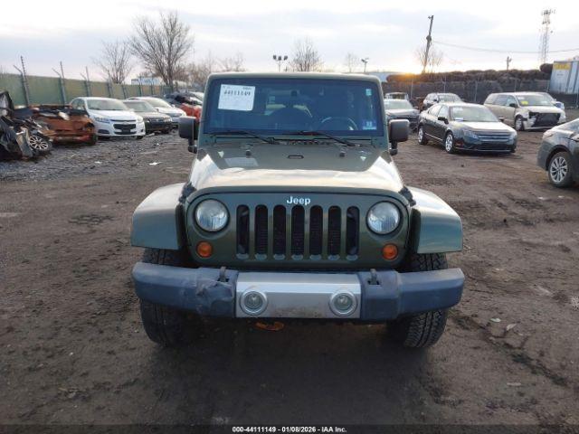 Jeep Wrangler Sahara Image 19