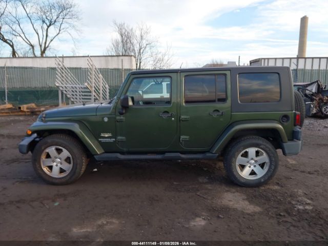 Jeep Wrangler Sahara Image 12
