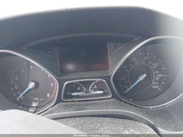 Ford Focus Se Image 16