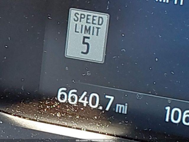 Ford Escape St-line Image 13