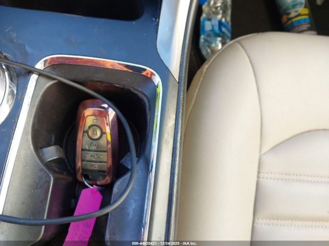 Ford Fusion Sel Image 3