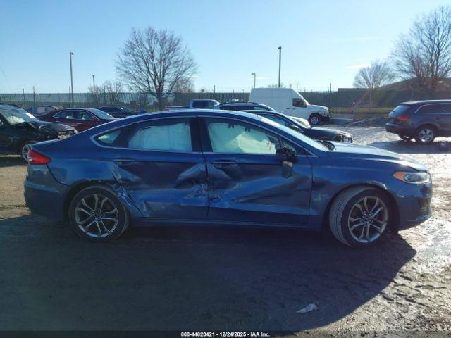 Ford Fusion Sel Image 15