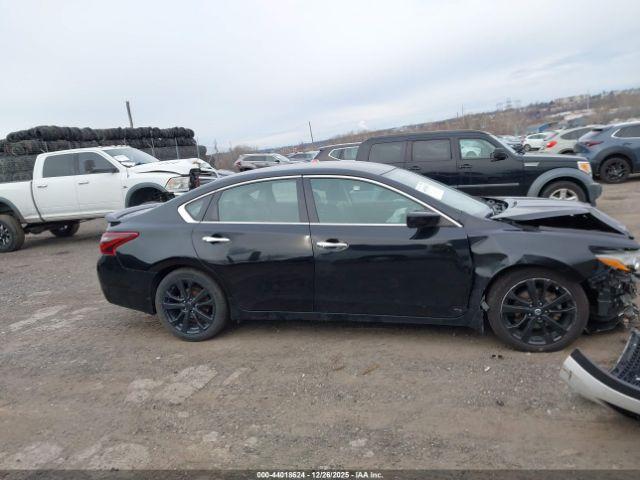 Nissan Altima 2.5 Sr Image 2