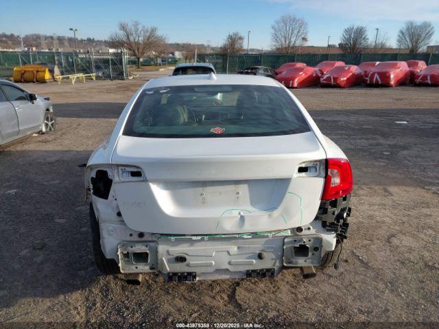 Volvo S60 T5 Premier Image 6