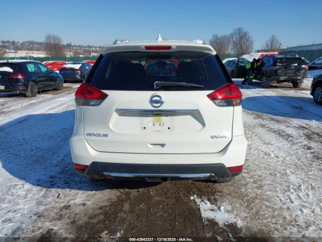 Nissan Rogue Sv Image 16