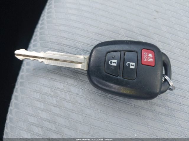 Toyota Highlander Le Image 10