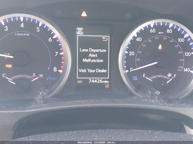 Toyota Highlander Le Image 11