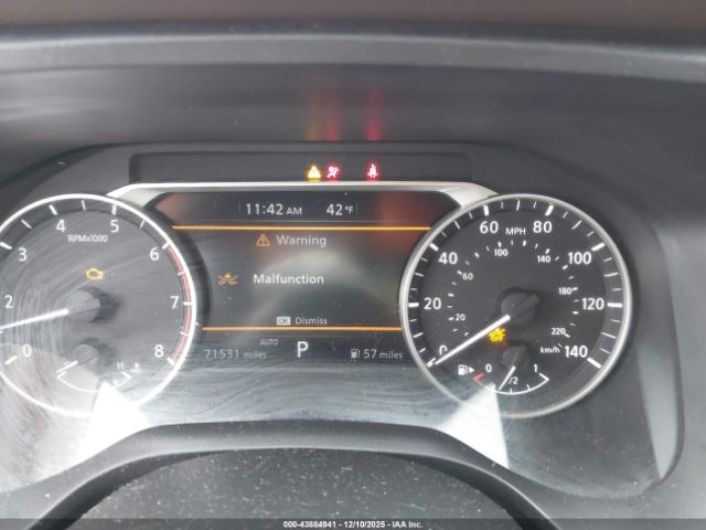 Nissan Rogue S Intelligent Awd Image 16