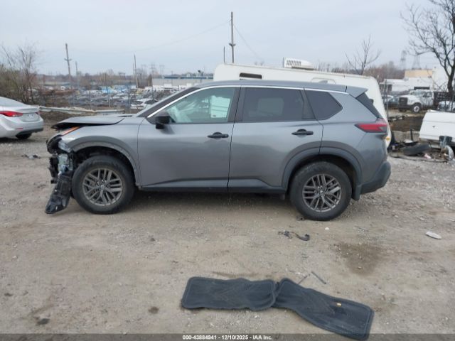 Nissan Rogue S Intelligent Awd Image 15