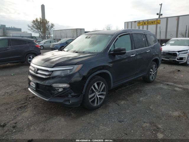 Honda Pilot Touring Image 14