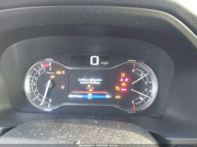 Honda Pilot Touring Image 5