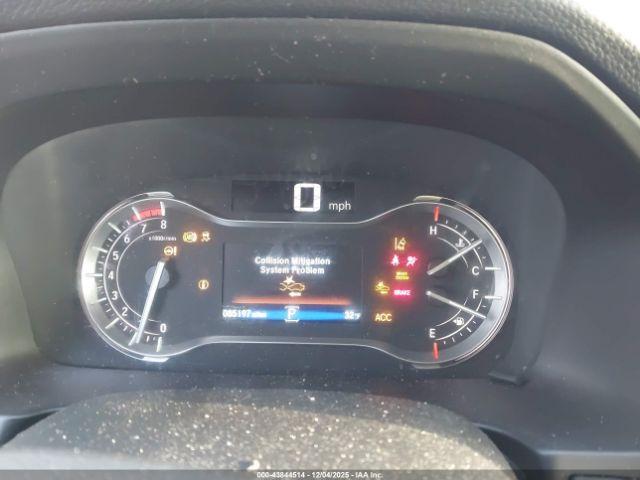 Honda Pilot Touring Image 5