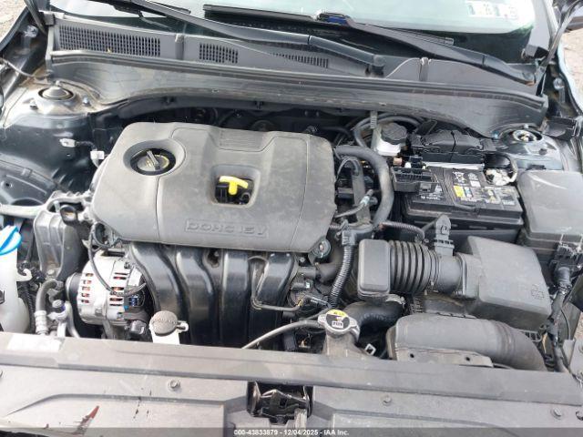 Kia Forte Lxs Image 9