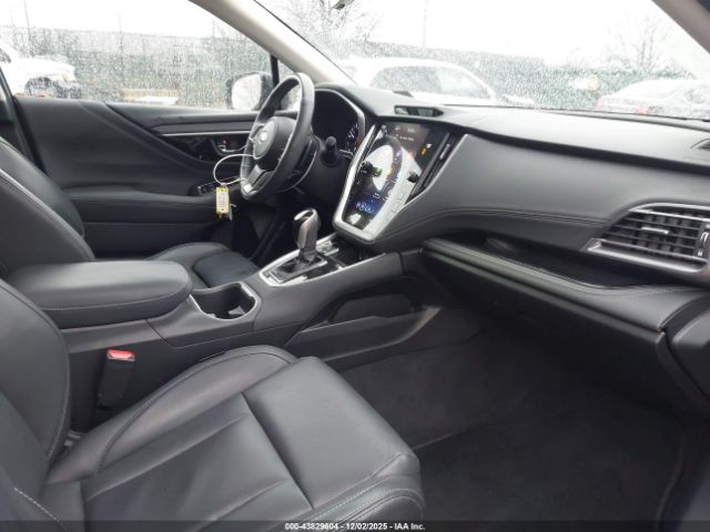 Subaru Outback Limited Image 9