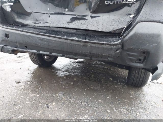 Subaru Outback Limited Image 4