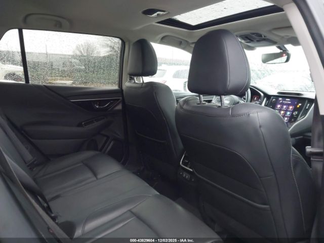 Subaru Outback Limited Image 7