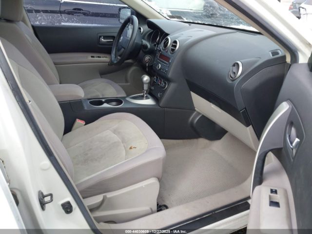 Nissan Rogue S Image 13