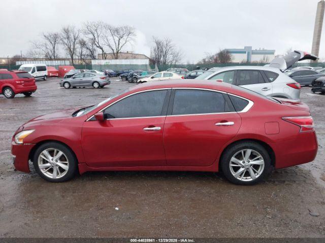 Nissan Altima 2.5 Sv Image 12