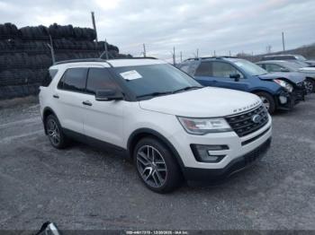  Salvage Ford Explorer