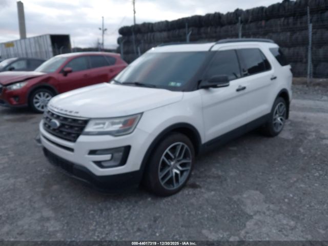 Ford Explorer Sport Image 20