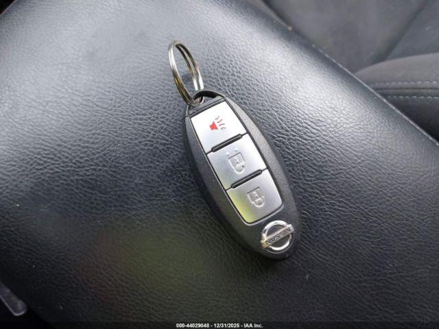 Nissan Rogue Sv Image 4