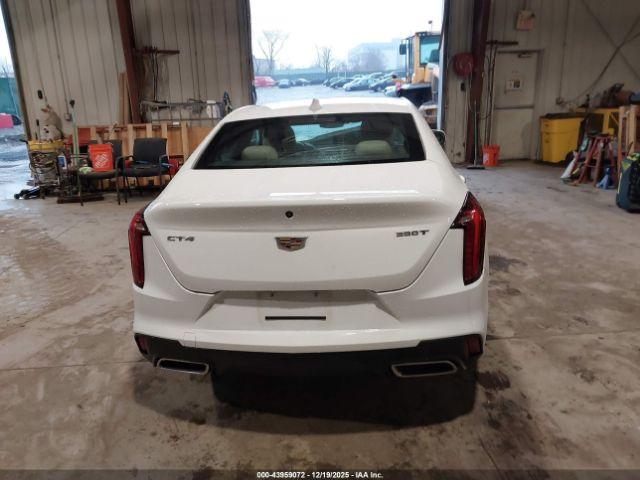 Cadillac CT4 Luxury Image 8
